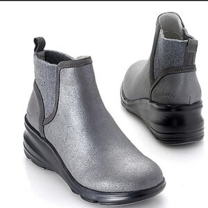 JAMBU EMBER WATER RESISTANT WEDGE GORED ANKLE BOOTS